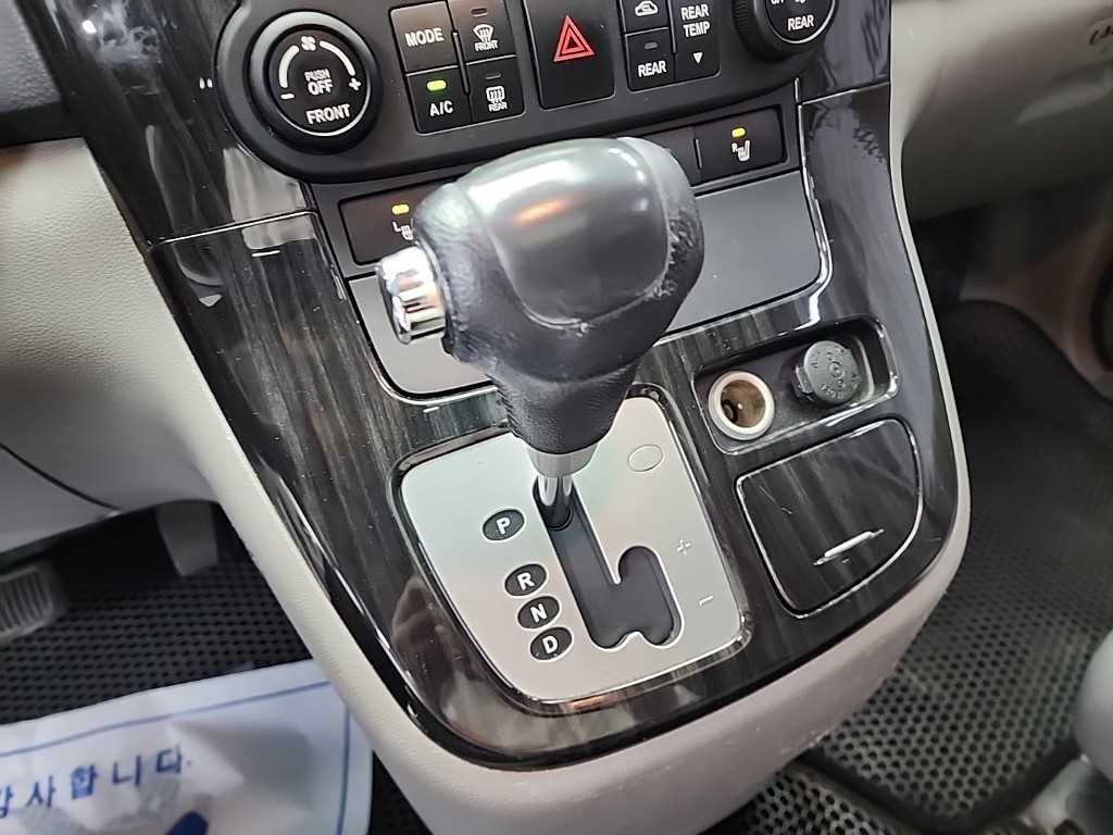 기아 카니발 카니발R 리무진 디젤 GLX 최고급형 이미지 8