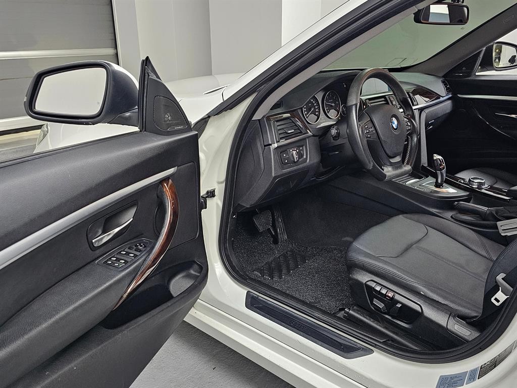 BMW 그란투리스모 3시리즈 GT (F34) GT 320D xDrive 이미지 11