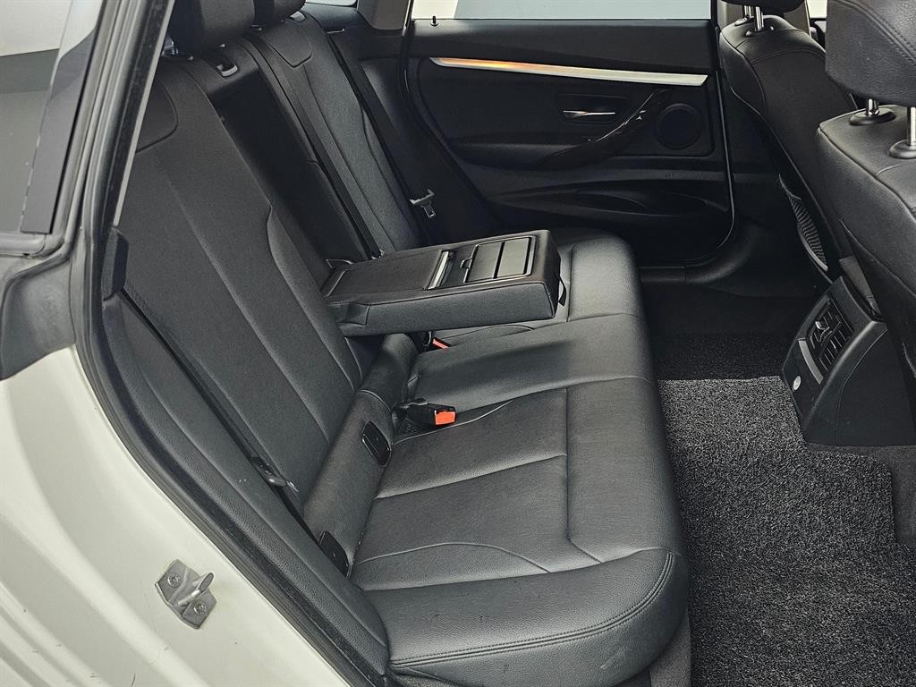 BMW 그란투리스모 3시리즈 GT (F34) GT 320D xDrive 이미지 12