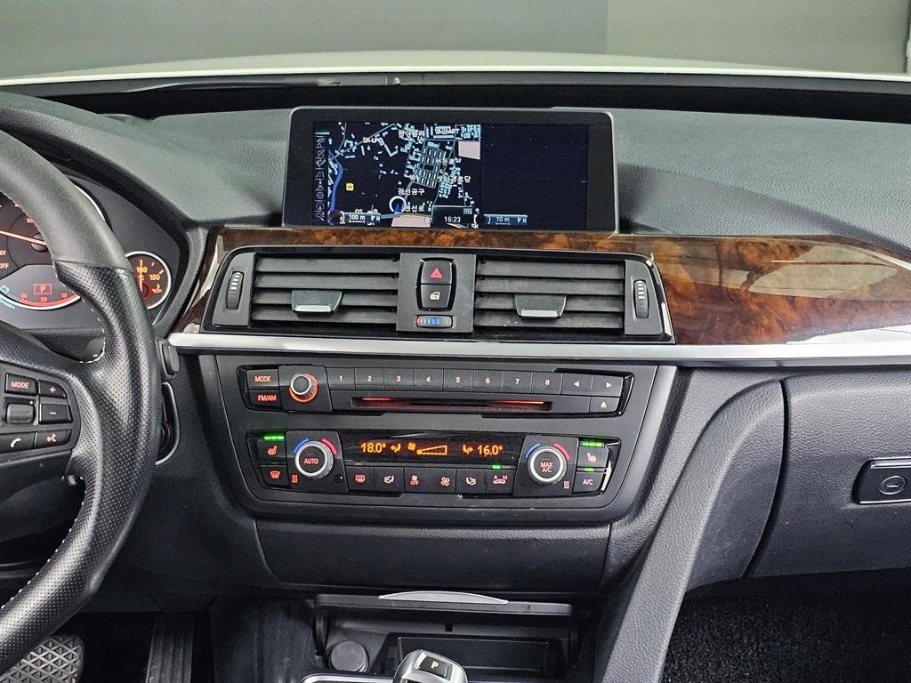 BMW 그란투리스모 3시리즈 GT (F34) GT 320D xDrive 이미지 14