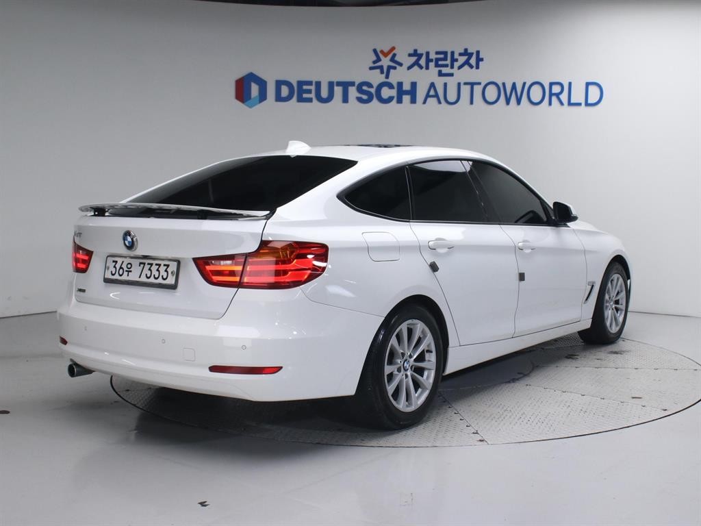 BMW 그란투리스모 3시리즈 GT (F34) GT 320D xDrive 이미지 2