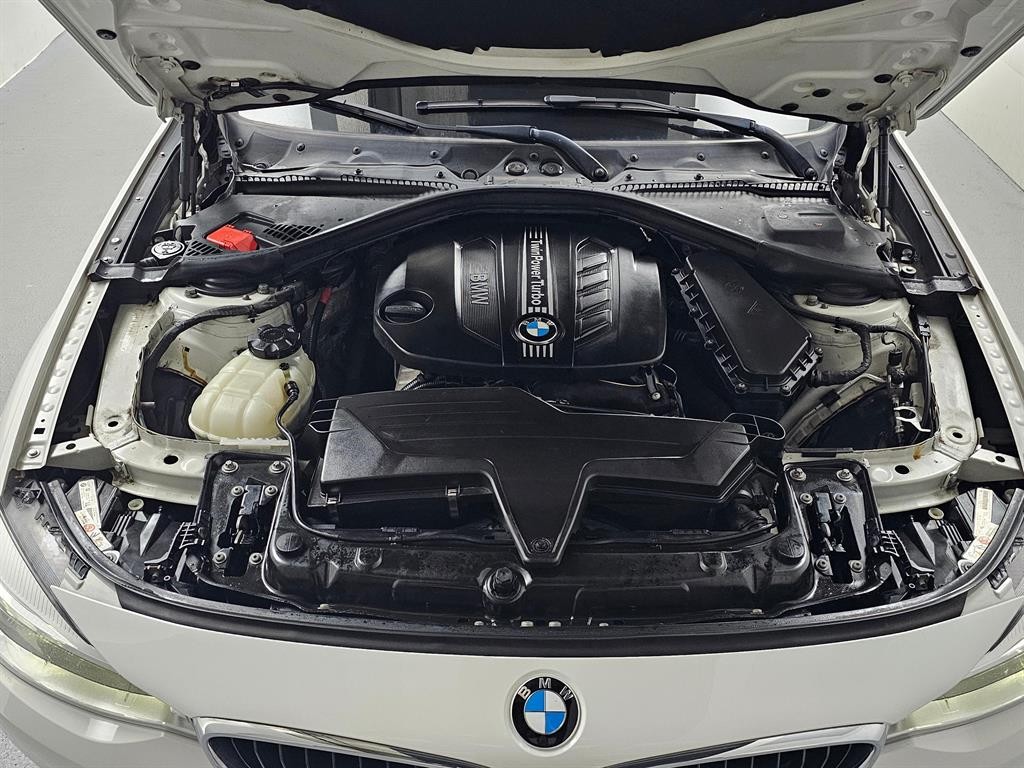 BMW 그란투리스모 3시리즈 GT (F34) GT 320D xDrive 이미지 6