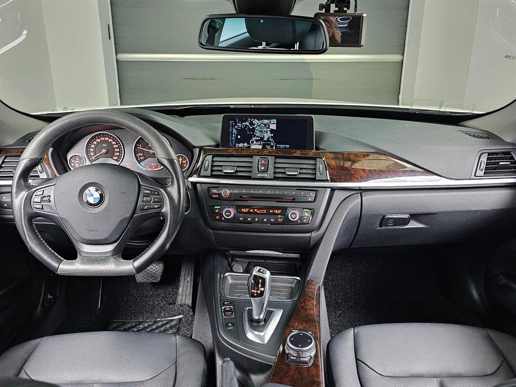 BMW 그란투리스모 3시리즈 GT (F34) GT 320D xDrive 이미지 7