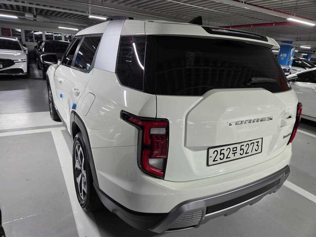 KG모빌리티(쌍용) 토레스 1.5 GDI-T 4WD T5 이미지 4