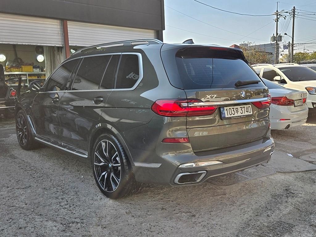 BMW X7 X7 (G07) xDrive 40i M 스포츠 이미지 3