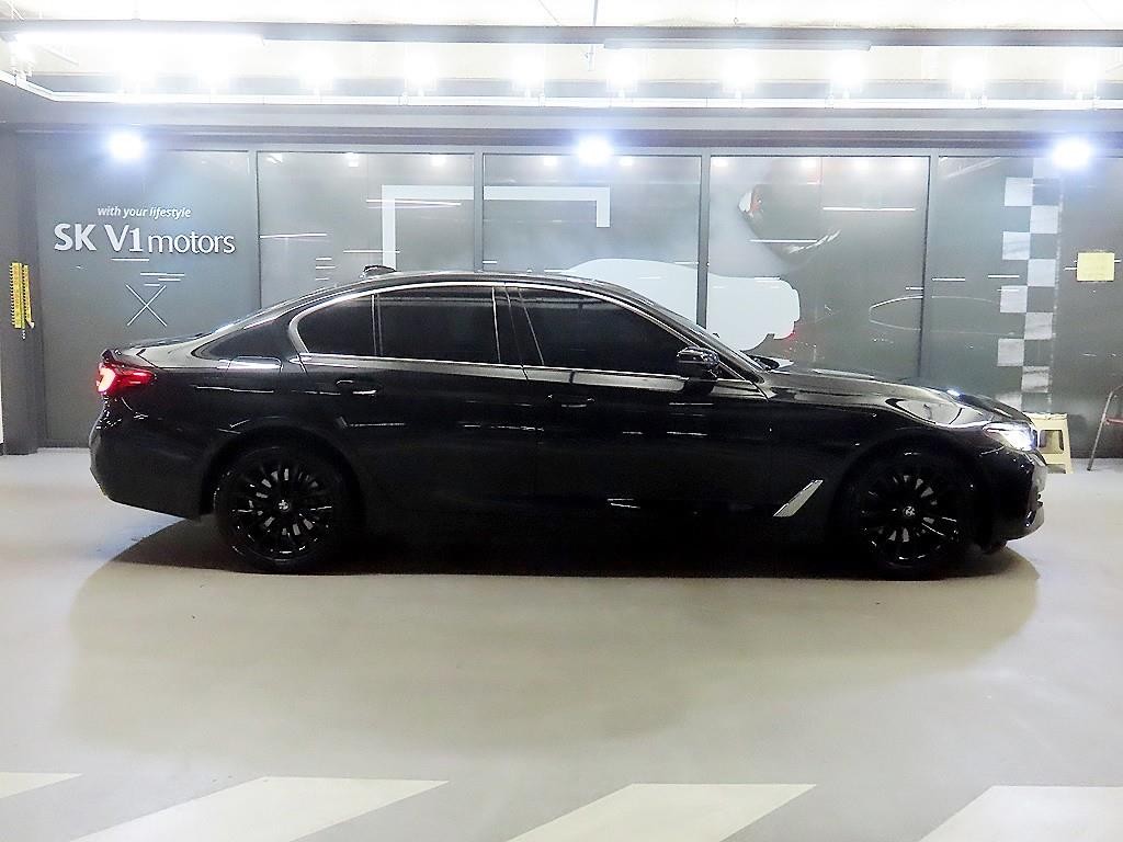 BMW 5시리즈 5시리즈 (G30) 520i 럭셔리 이미지 3
