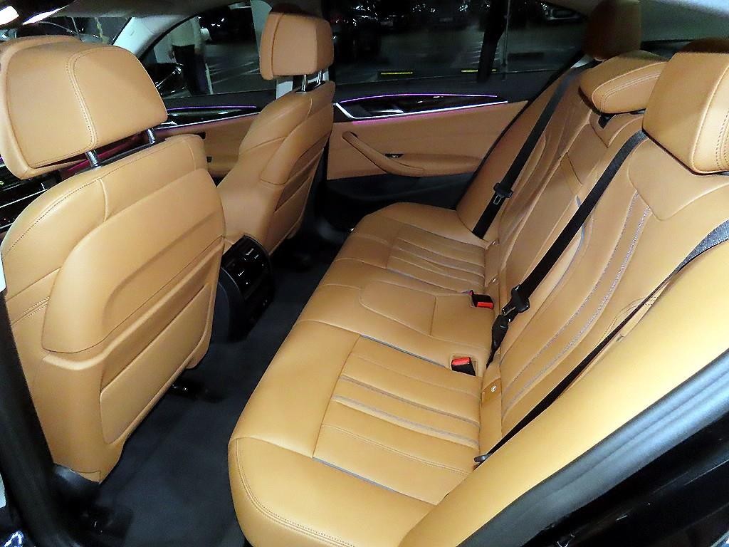BMW 5시리즈 5시리즈 (G30) 520i 럭셔리 이미지 7