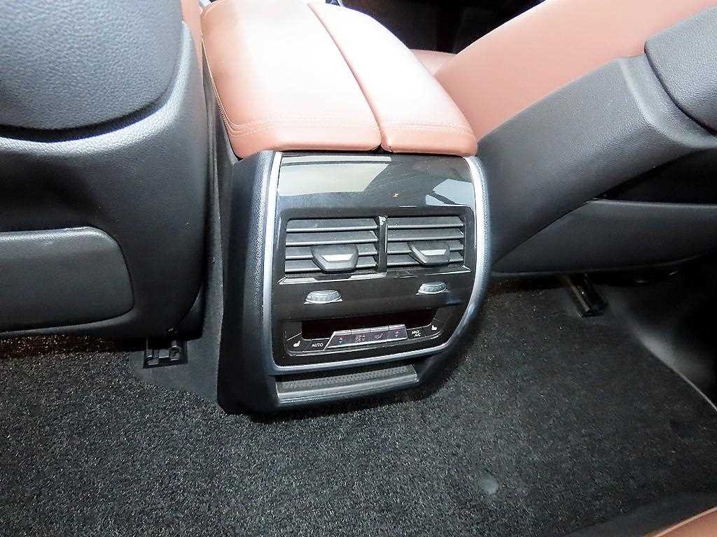 BMW X5 X5 (G05) xDrive 40d M 스포츠 온라인 익스클루시브 이미지 16