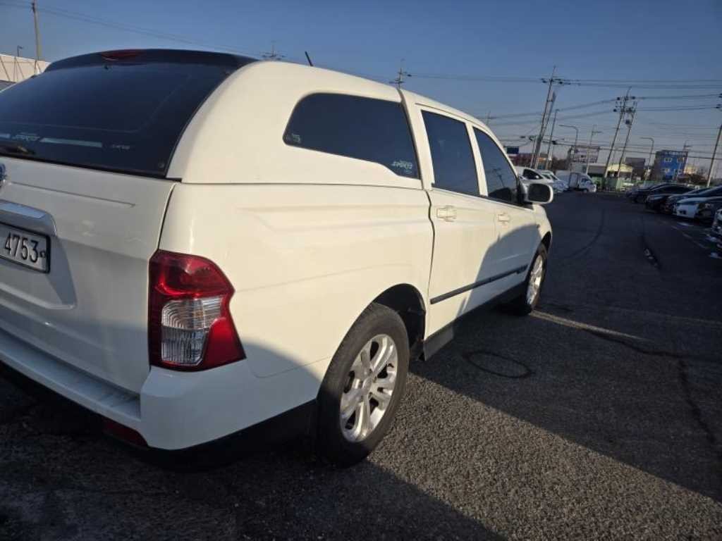 KG모빌리티(쌍용) 코란도 코란도스포츠 디젤 4WD CX7 패션 이미지 2