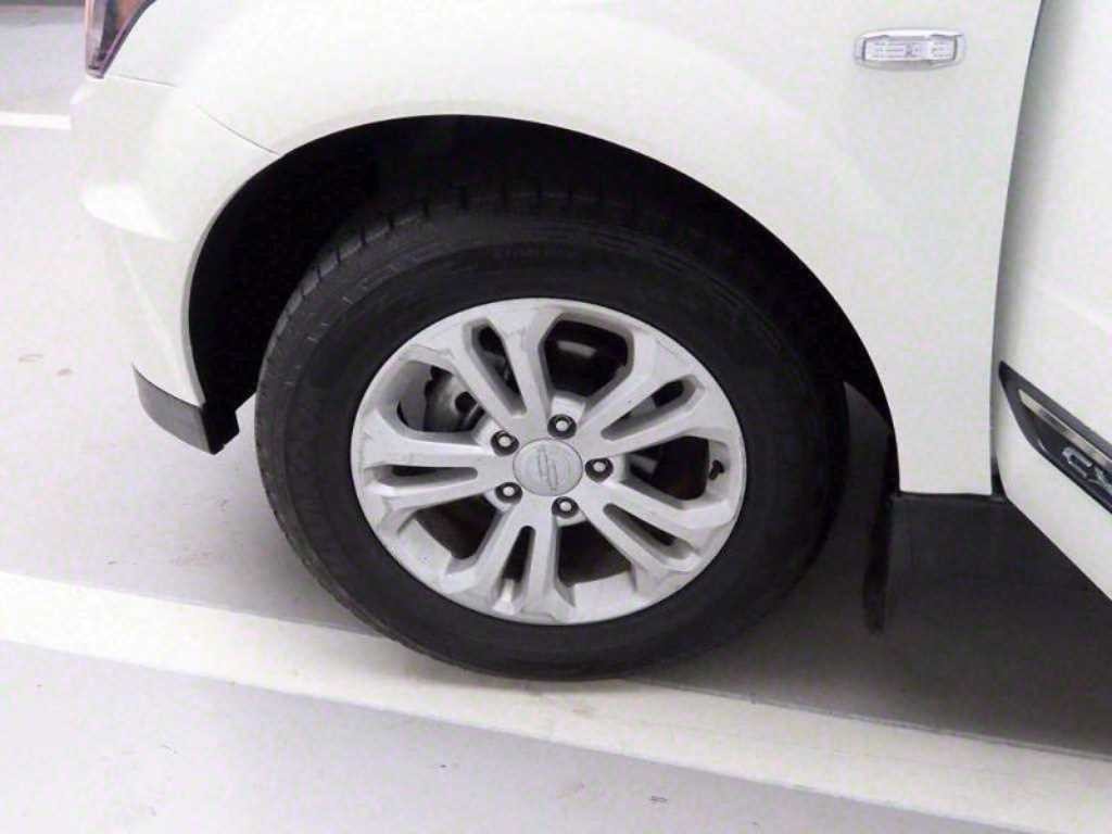 KG모빌리티(쌍용) 코란도 코란도스포츠 디젤 4WD CX7 패션 이미지 5