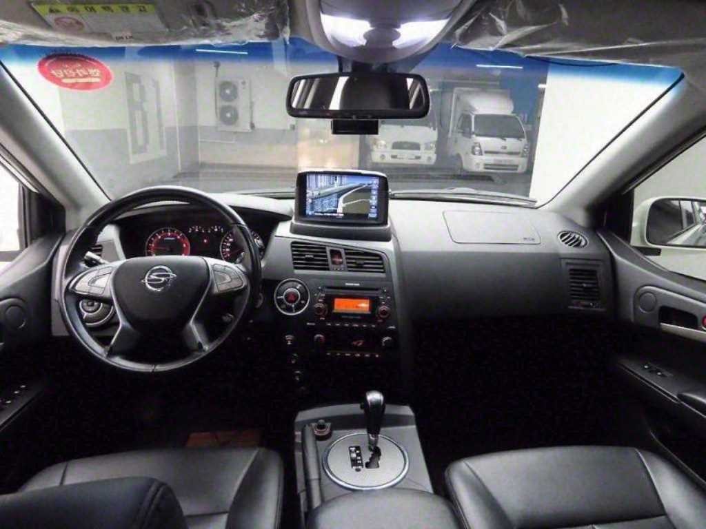 KG모빌리티(쌍용) 코란도 코란도스포츠 디젤 4WD CX7 패션 이미지 7