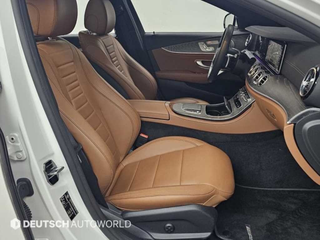 벤츠 E 클래스 E-클래스 W213 E350 4MATIC AMG LINE 이미지 10