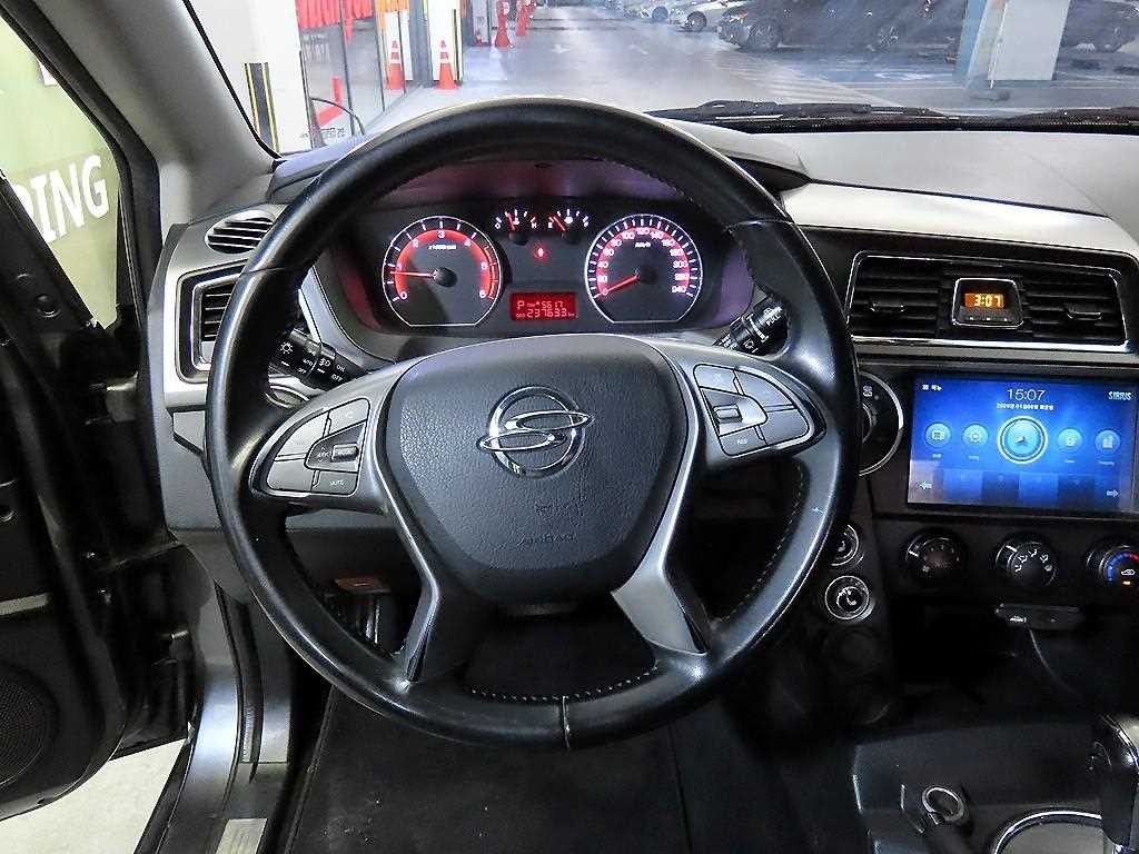 KG모빌리티(쌍용) 코란도 더뉴코란도스포츠 CX5(2WD) 클럽 이미지 8
