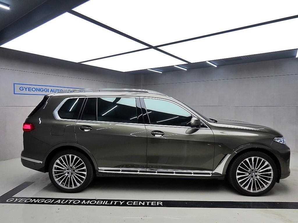 BMW X7 X7 (G07) xDrive 40i 디자인 퓨어 엑셀런스 7인승 이미지 2