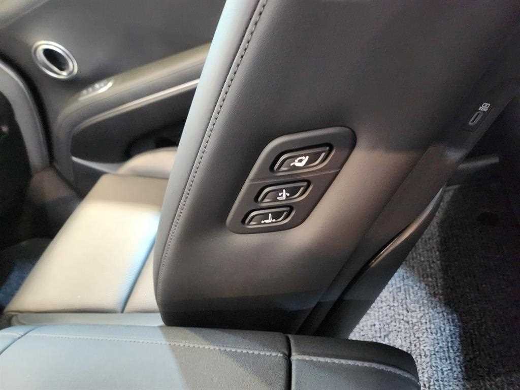 현대 팰리세이드 디 올 뉴 팰리세이드 하이브리드 HEV 2.5T 4WD 7인승 프레스티지 이미지 9