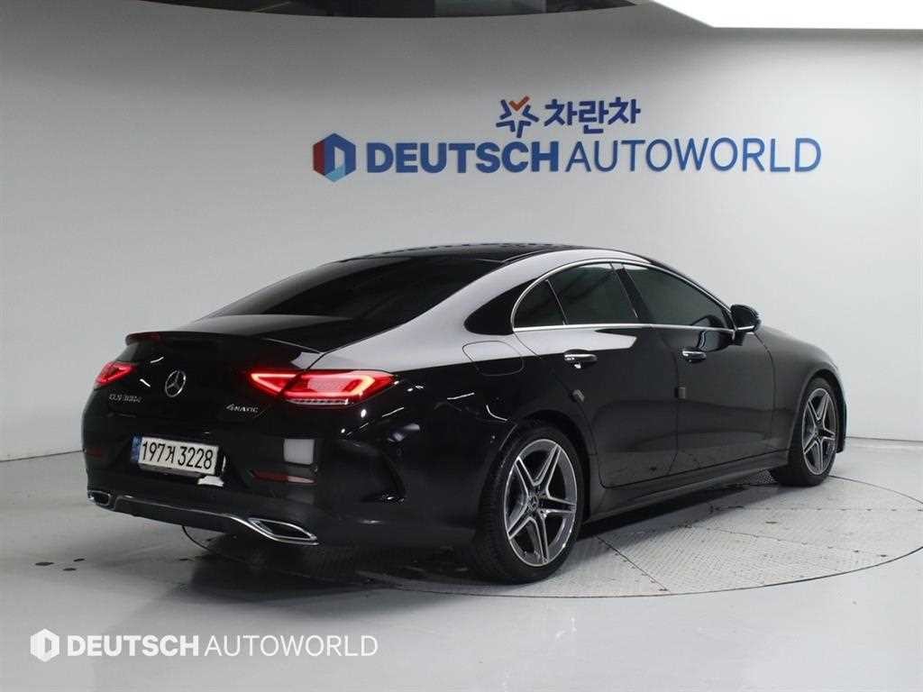 벤츠 CLS 클래스 CLS클래스 C257 CLS 300d 4MATIC 이미지 2