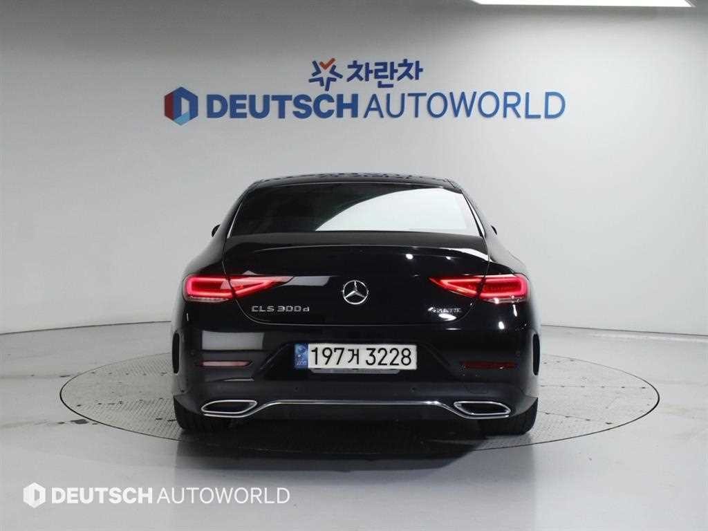 벤츠 CLS 클래스 CLS클래스 C257 CLS 300d 4MATIC 이미지 4