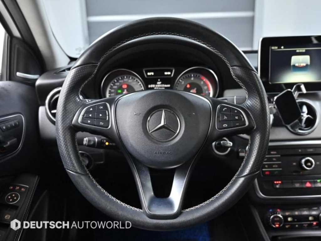벤츠 GLA 클래스 GLA클래스 X156 GLA200 D 이미지 13