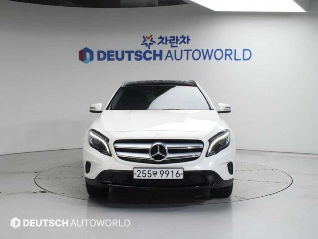 벤츠 GLA 클래스 GLA클래스 X156 GLA200 D 이미지 3
