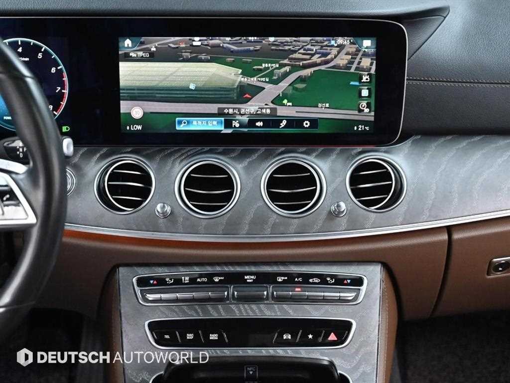 벤츠 E 클래스 E-클래스 W213 E350 4MATIC 아방가르드 이미지 14