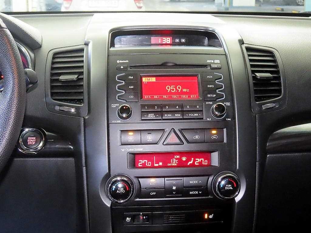기아 쏘렌토 쏘렌토 R 디젤 2WD 2.0 TLX 최고급형 이미지 11