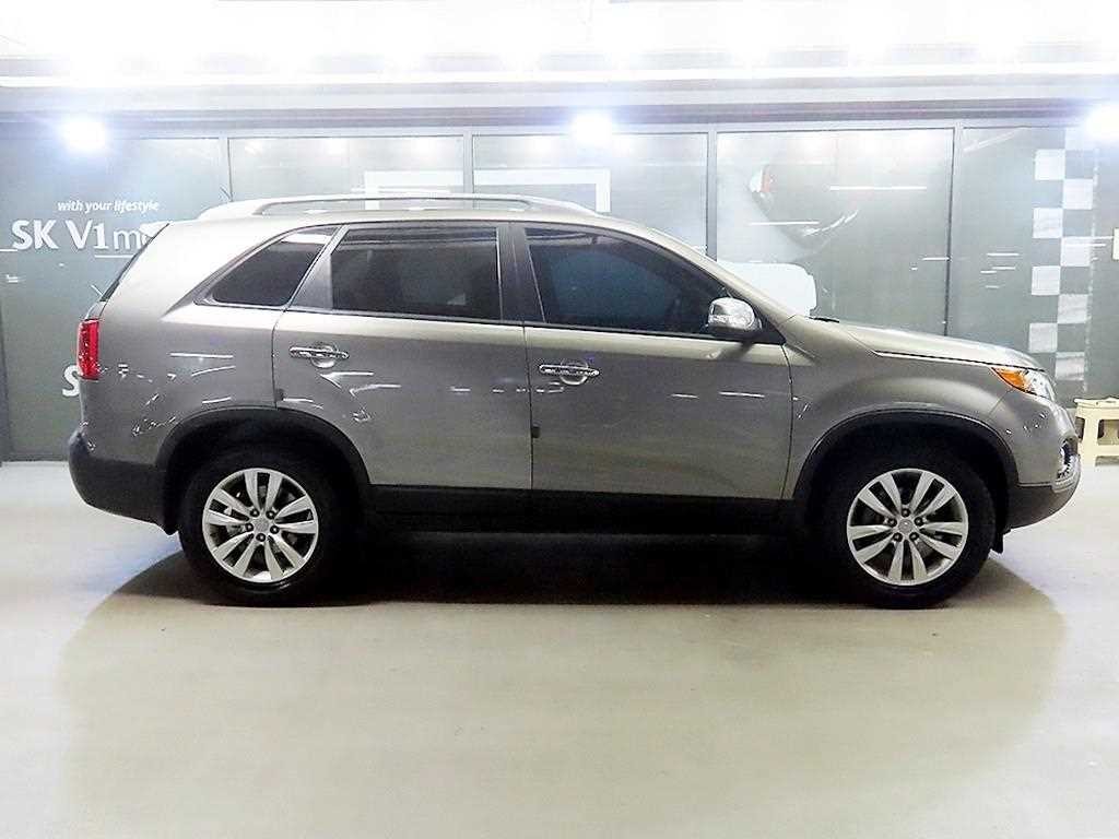 기아 쏘렌토 쏘렌토 R 디젤 2WD 2.0 TLX 최고급형 이미지 3