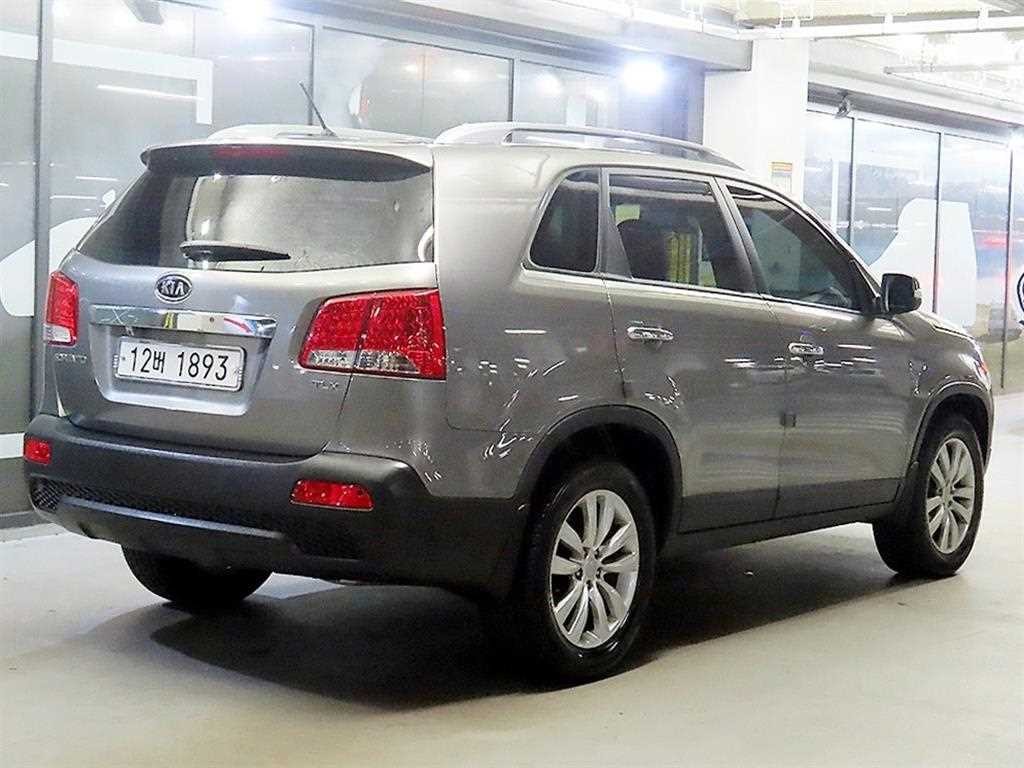 기아 쏘렌토 쏘렌토 R 디젤 2WD 2.0 TLX 최고급형 이미지 4