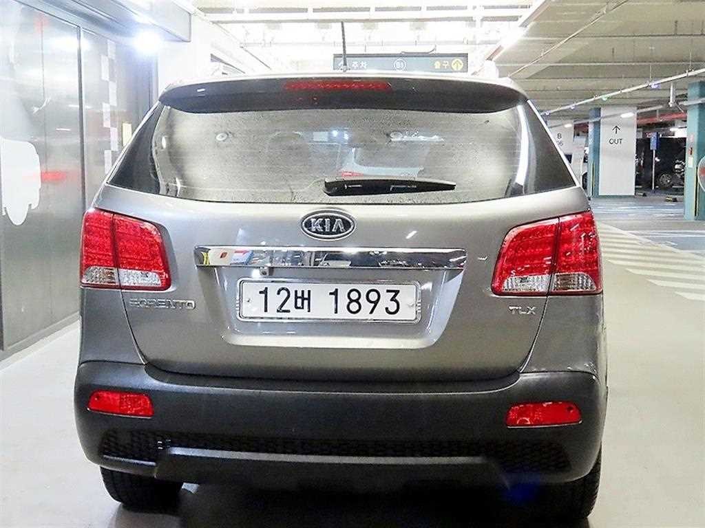 기아 쏘렌토 쏘렌토 R 디젤 2WD 2.0 TLX 최고급형 이미지 5
