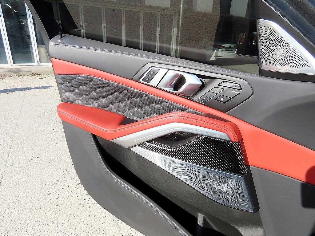 BMW X6M X6M (F96) 4.4 컴페티션 이미지 12