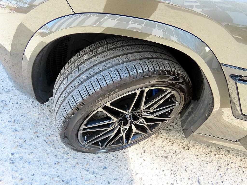 BMW X6M X6M (F96) 4.4 컴페티션 이미지 20