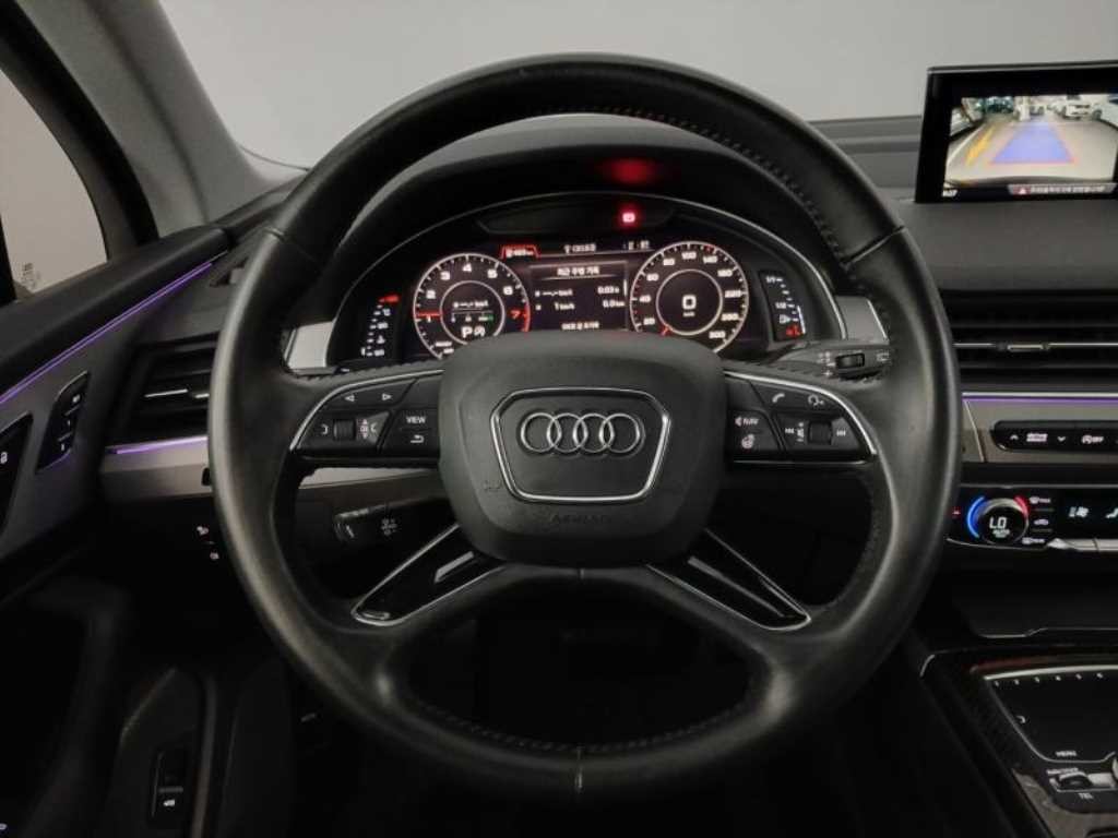 아우디 Q7 Q7 (4M) 45 TFSI 콰트로 이미지 14