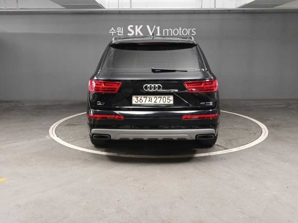 아우디 Q7 Q7 (4M) 45 TFSI 콰트로 이미지 4