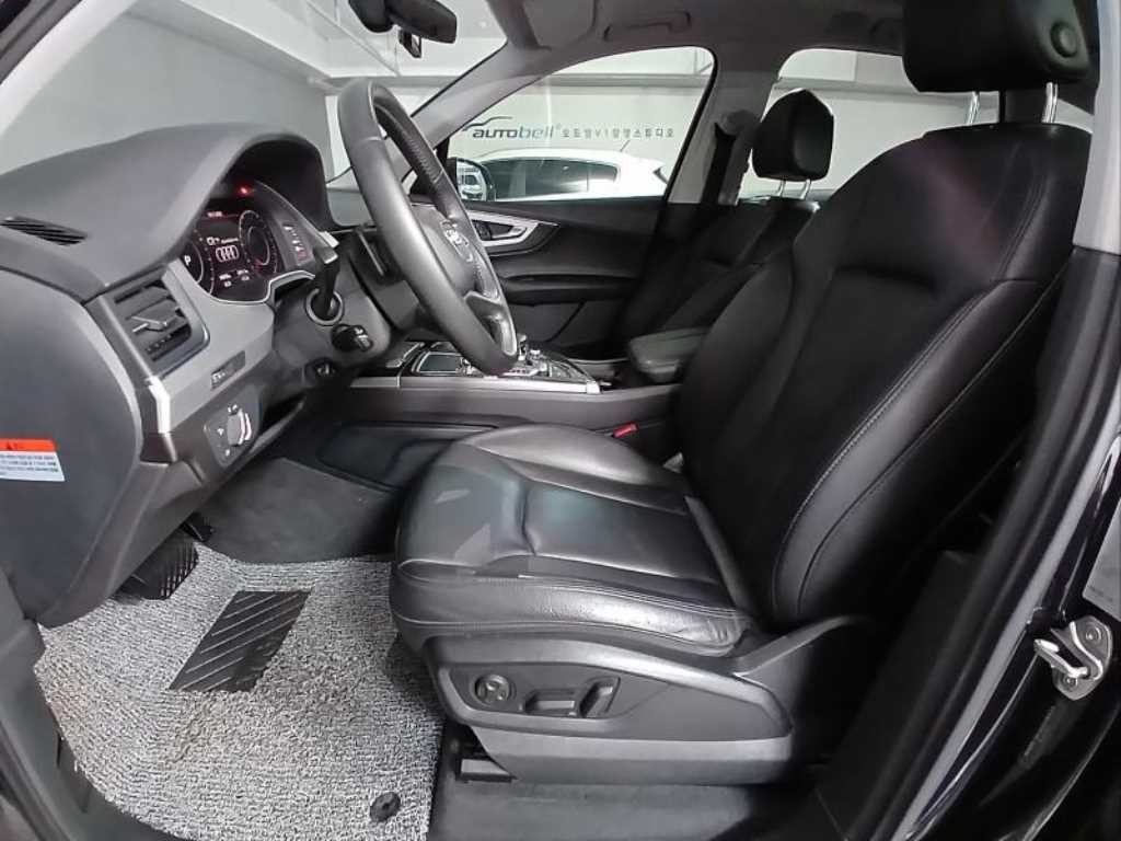 아우디 Q7 Q7 (4M) 45 TFSI 콰트로 이미지 6