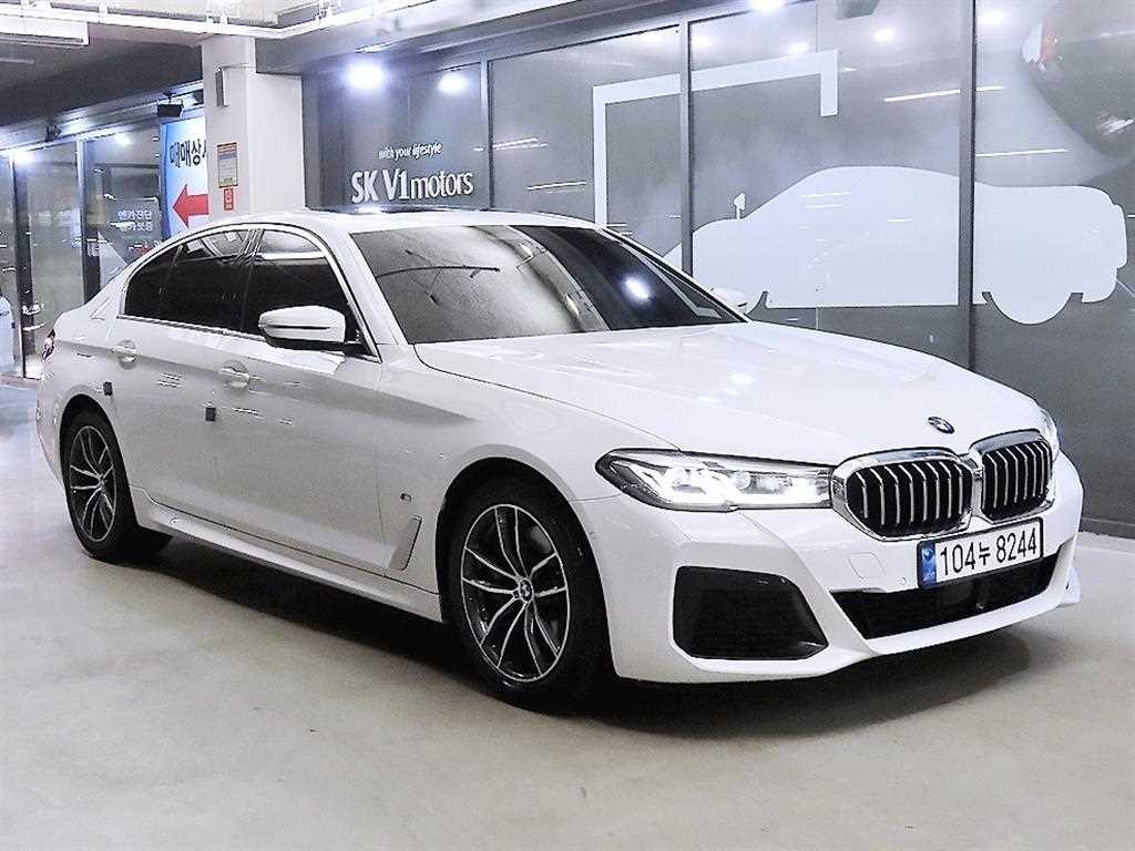 BMW 5시리즈 5시리즈 (G30) 523d M 스포츠 이미지 1