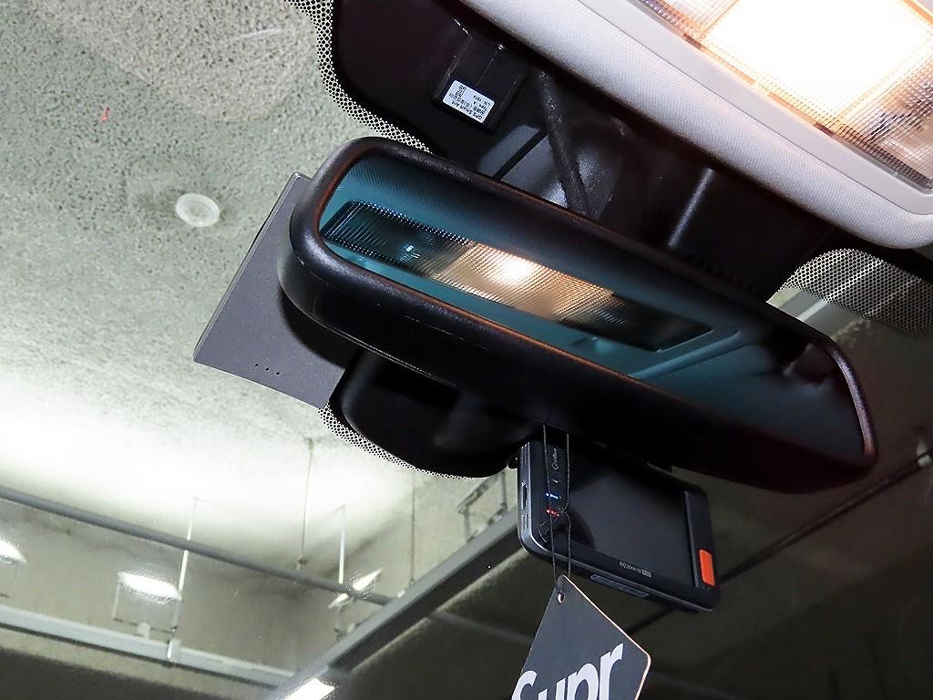 랜드로버 레인지로버 이보크 2.2 SD4 프레스티지 이미지 15