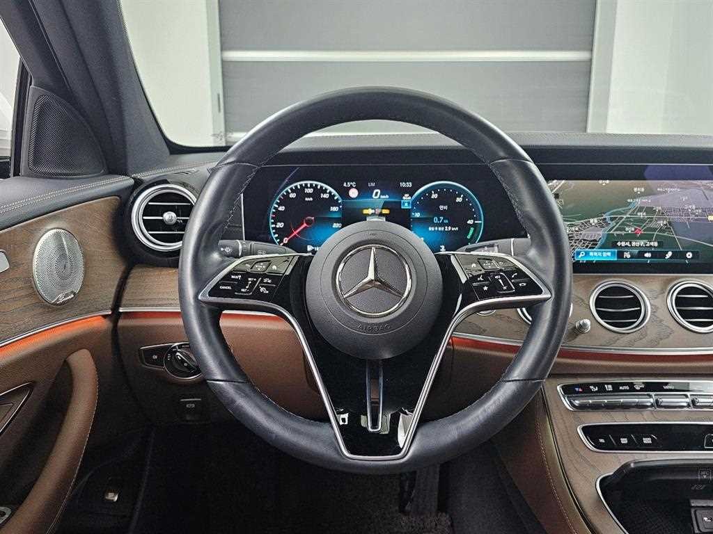 벤츠 E 클래스 E-클래스 W213 E220d 4MATIC 익스클루시브 이미지 13