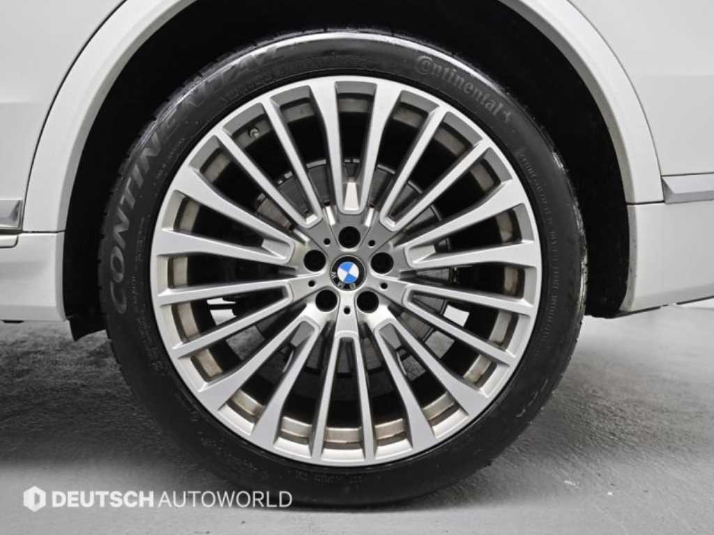 BMW X7 X7 (G07) xDrive 40d 디자인 퓨어 엑셀런스 6인승 이미지 5