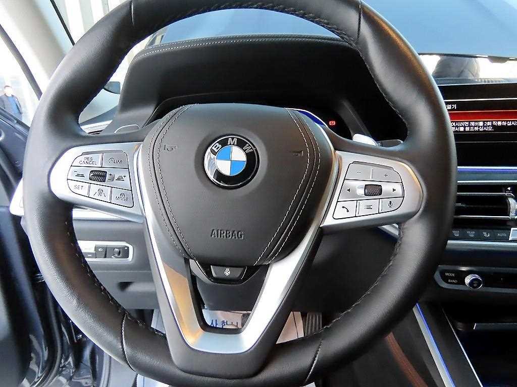 BMW X7 X7 (G07) xDrive 40d 디자인 퓨어 엑셀런스 7인승 이미지 8