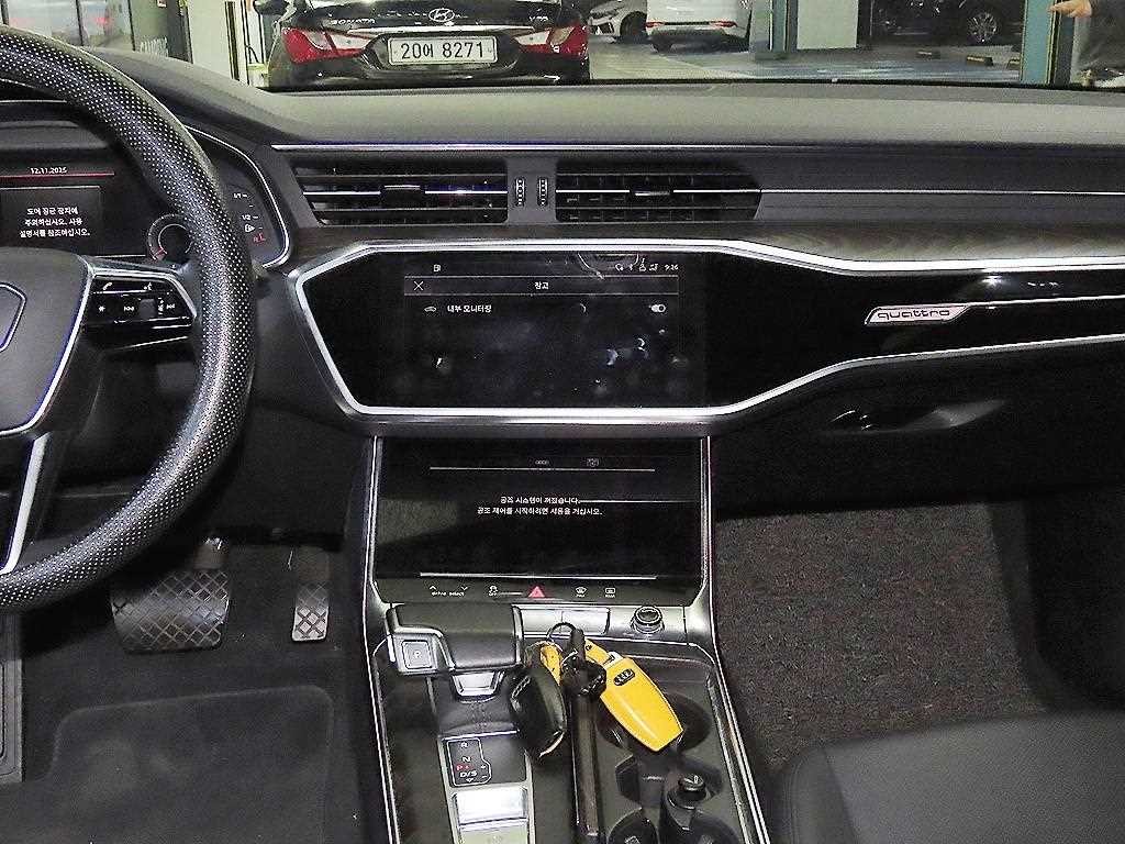 아우디 A6 A6 (C8) 45 TFSI 콰트로 프리미엄 이미지 11