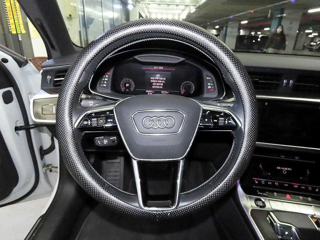 아우디 A6 A6 (C8) 45 TFSI 콰트로 프리미엄 이미지 8