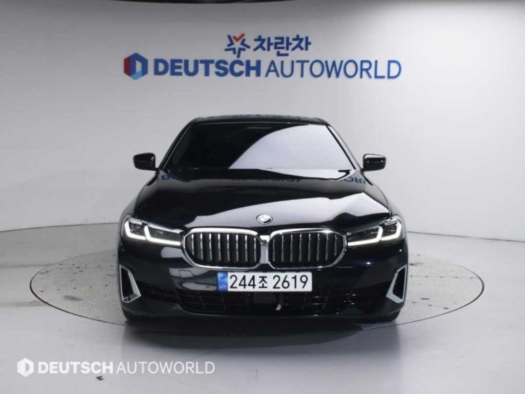 BMW 5시리즈 5시리즈 (G30) 530i 럭셔리 이미지 3