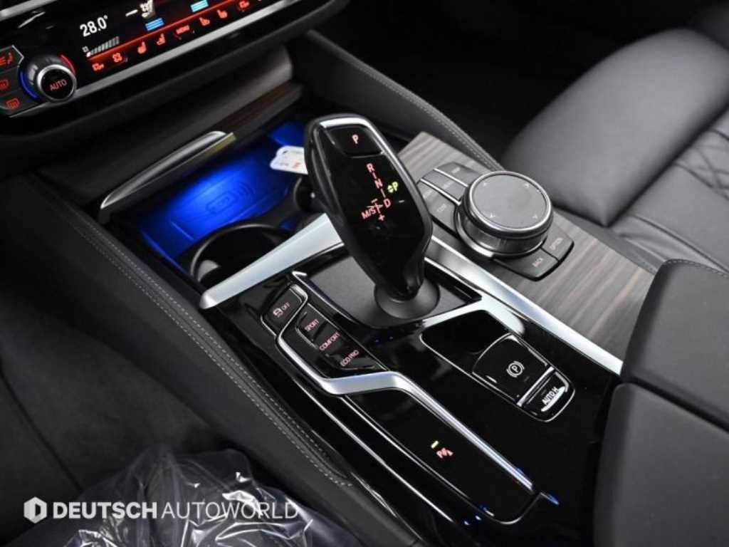 BMW 5시리즈 5시리즈 (G30) 530i 럭셔리 이미지 9