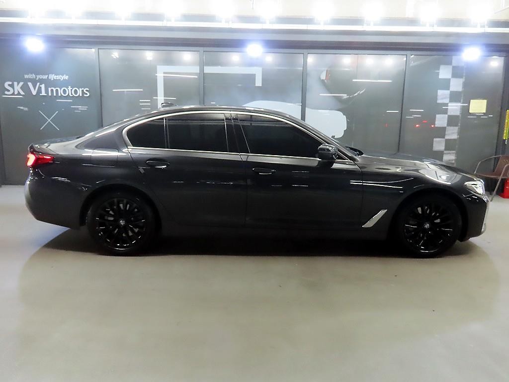 BMW 5시리즈 5시리즈 (G30) 530i 럭셔리 이미지 3