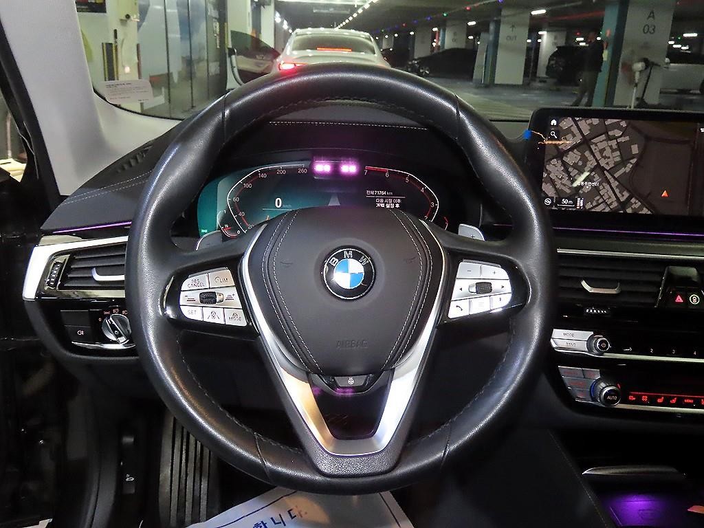 BMW 5시리즈 5시리즈 (G30) 530i 럭셔리 이미지 8