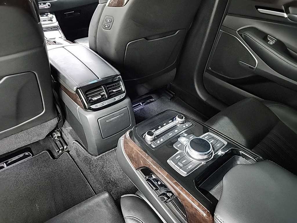 제네시스 EQ900 3.8 GDI AWD 프리미엄 럭셔리 이미지 13