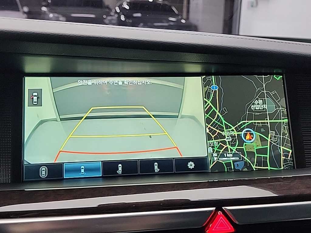 제네시스 EQ900 3.8 GDI AWD 프리미엄 럭셔리 이미지 16