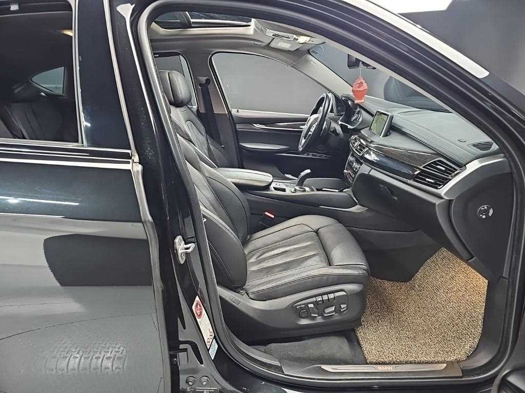 BMW X6 X6 (F16) xDrive 40d 이미지 14