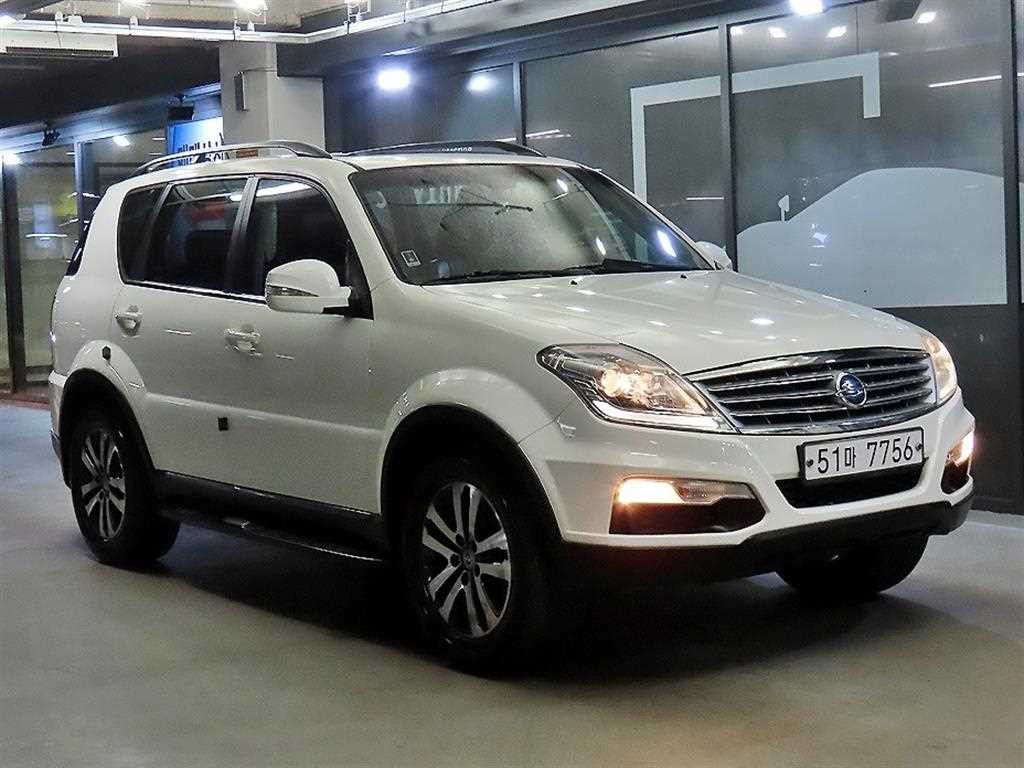 KG모빌리티(쌍용) 렉스턴 렉스턴W 2.0  4WD RX7 럭셔리 이미지 1
