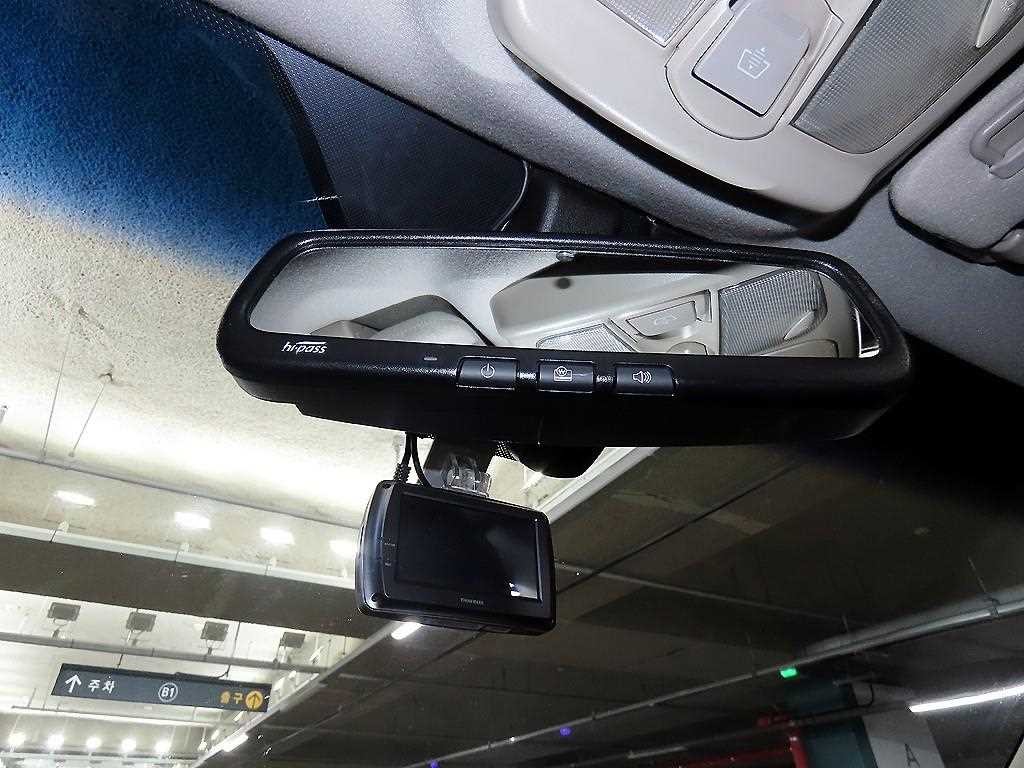 KG모빌리티(쌍용) 렉스턴 렉스턴W 2.0  4WD RX7 럭셔리 이미지 15