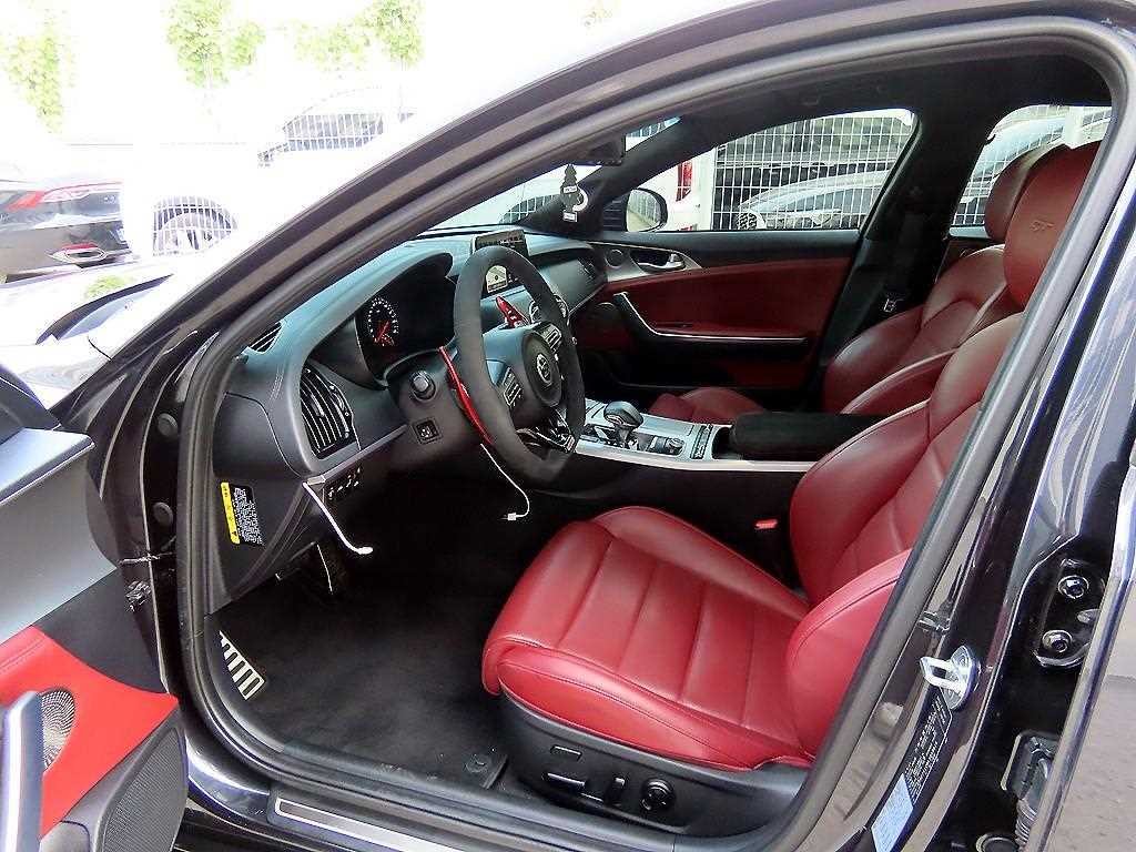기아 스팅어 가솔린 3.3 터보 2WD GT 이미지 5